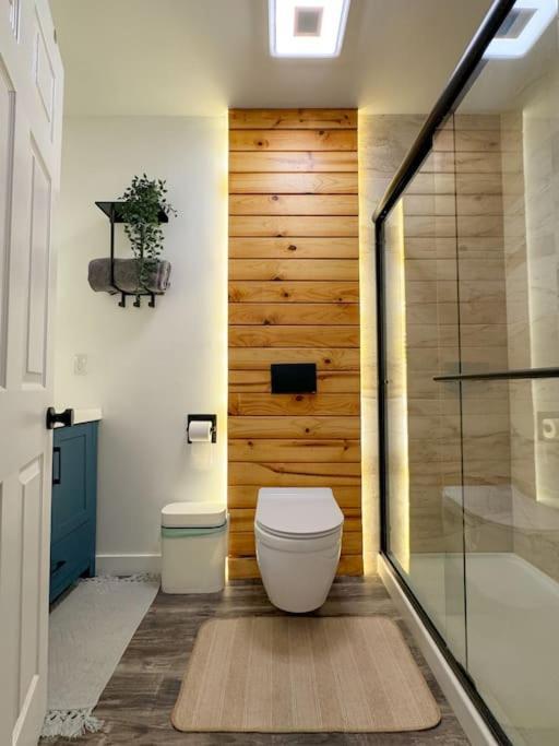 Private-Suite, Kitchen, Laundry, Rainfall Shower, 4Ktv Эль-Сентро Экстерьер фото
